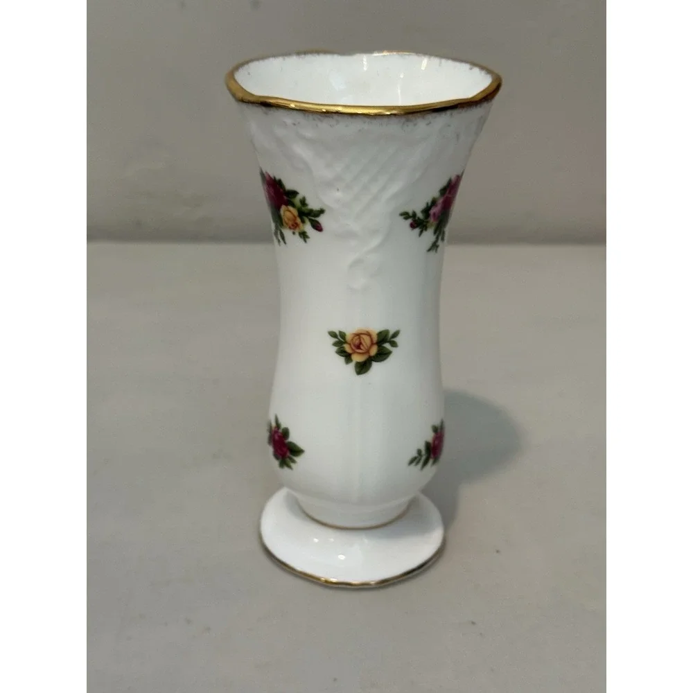 RARE! VINTAGE 1962 ROYAL ALBERT BONE CHINA‎ 